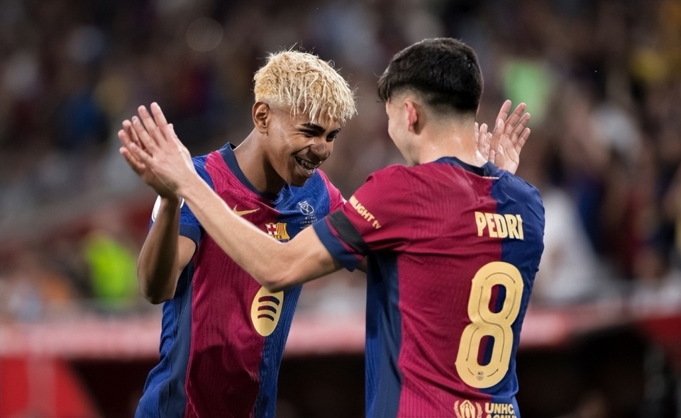 斯基拉：罗马正在计划和詹卢卡-曼奇尼续约至2029年