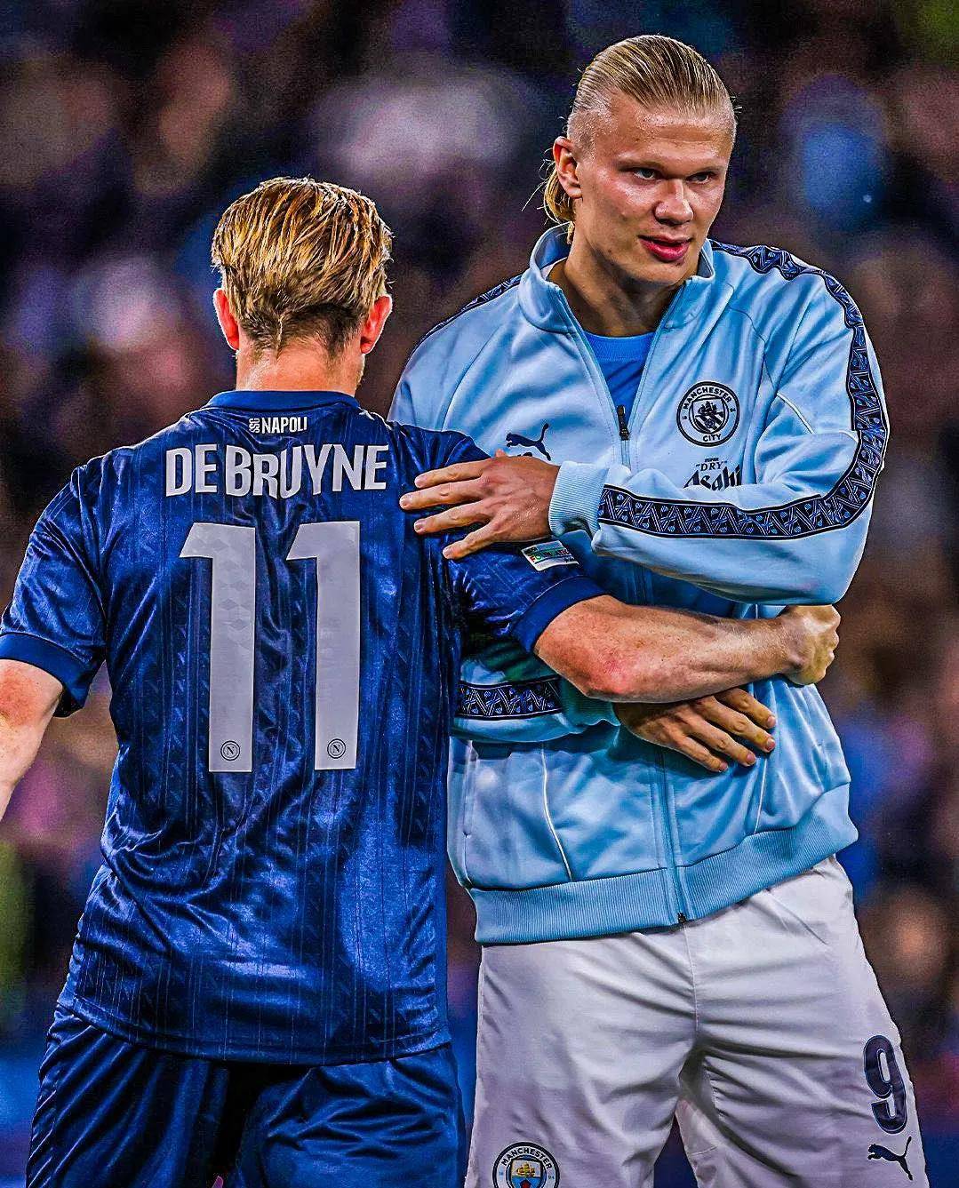 泪目！足协杯冠军奖杯被带回工体，放在已故球迷杨雪的座位旁