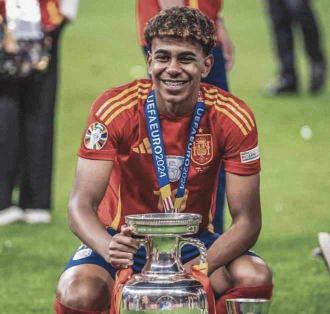 欧冠今夜观赛指南：枪手迎战强敌拜仁，皇马客场出征盼洗颓